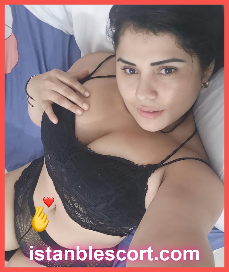 Tuğçe, 25 — بطاقة فترينة Taşdelen